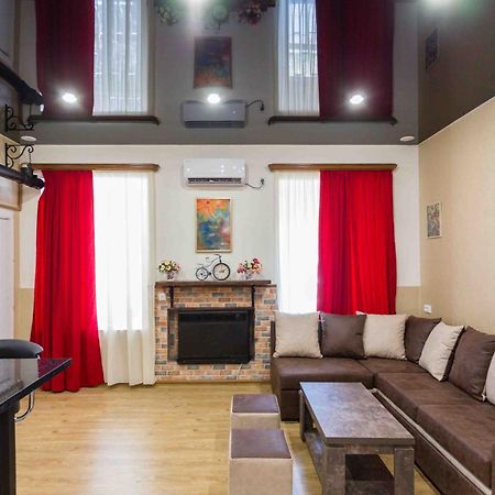 Tasyaker Art House - Old Tbilisi Appartement Buitenkant foto